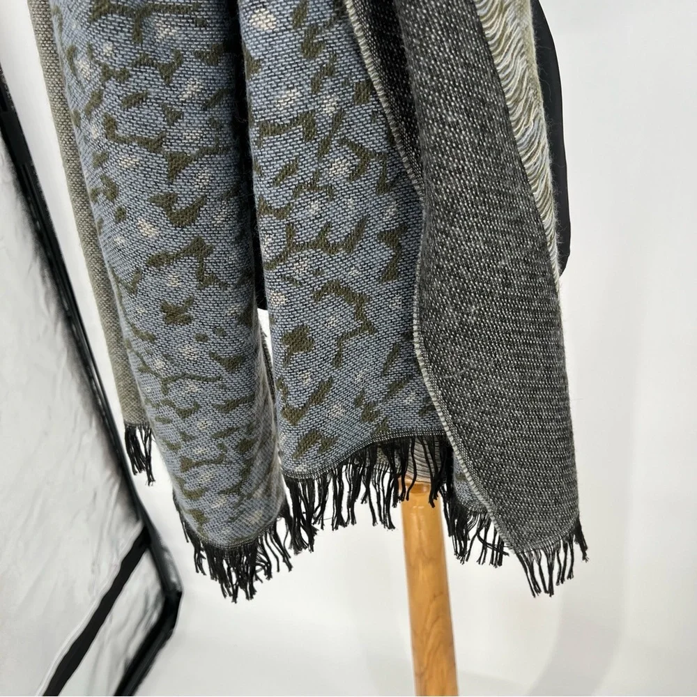Anthropologie Green Blue Patterned Blend Fringe‎ Scarf